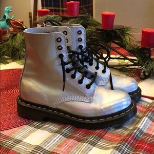 Dr. Martens pascal boots